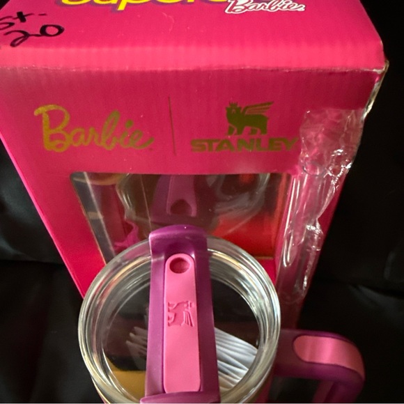 New Stanley Limited Barbie Superstar Vibrant Pink Mug with Stickers - Picture 5 of 9
